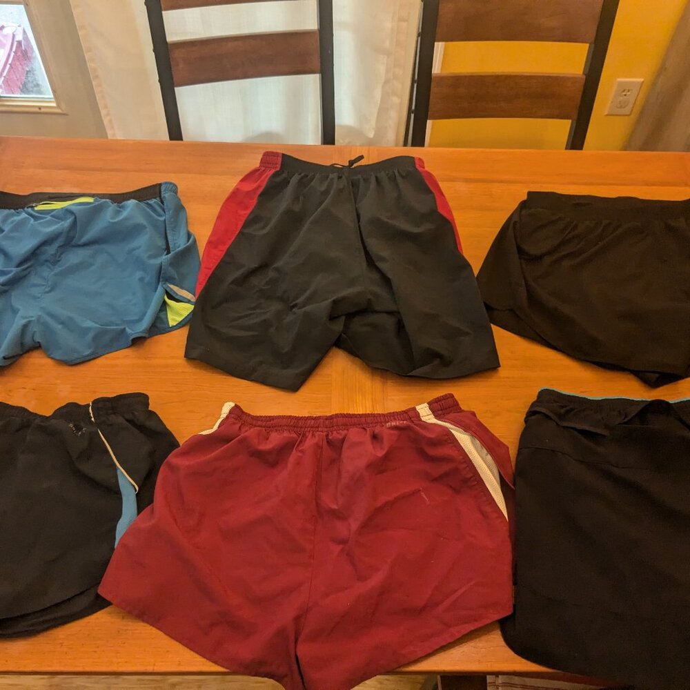 Men's medium running shorts